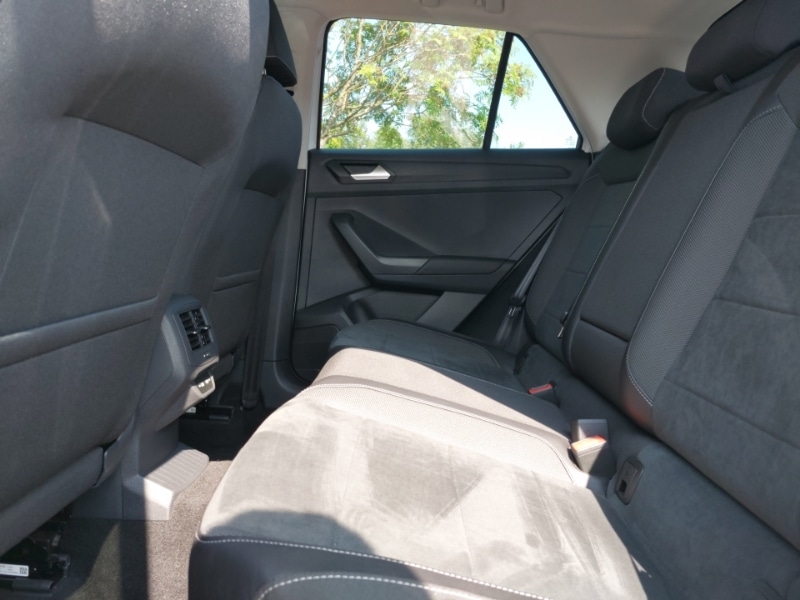 Used Volkswagen T-Roc 2023 for sale - 77169921: Photo 6