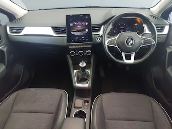 Used Renault Captur 2020 for sale - 77874805: Photo