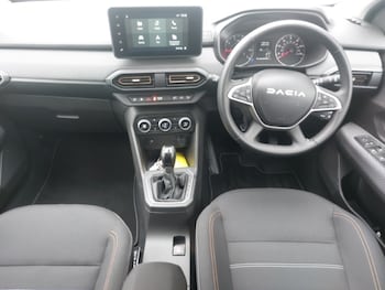 Used Dacia Sandero Stepway 2024 for sale - 79446992: Photo