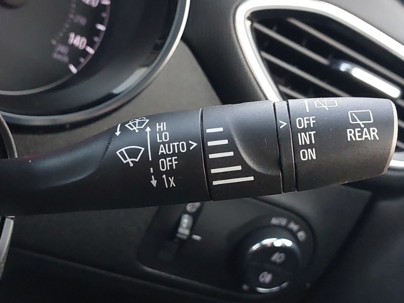 Used Vauxhall Crossland 2023 for sale - 76652150: Photo 12