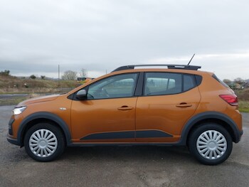Used Dacia Sandero Stepway 2023 for sale - 77373538: Photo