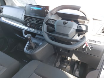 Used Peugeot Expert 2024 for sale - 75953663: Photo 2