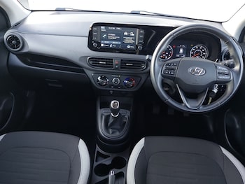 Used Hyundai i10 2021 for sale - 79594416: Photo