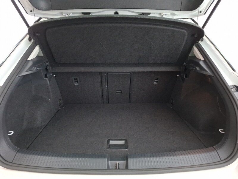 Used Volkswagen T-Roc 2022 for sale - 77752073: Photo 8