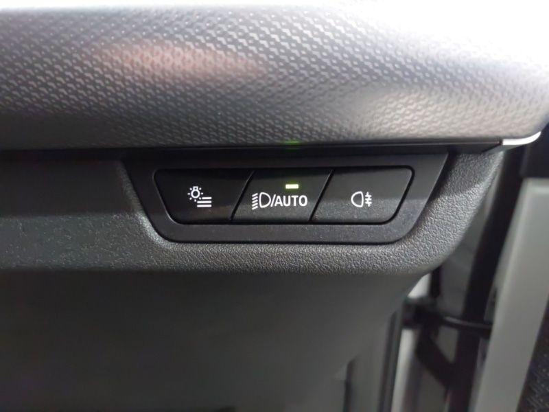 Used BMW iX1 2023 for sale - 76420939: Photo 11