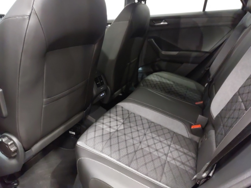 Used Volkswagen T-Roc 2025 for sale - 77062859: Photo 6