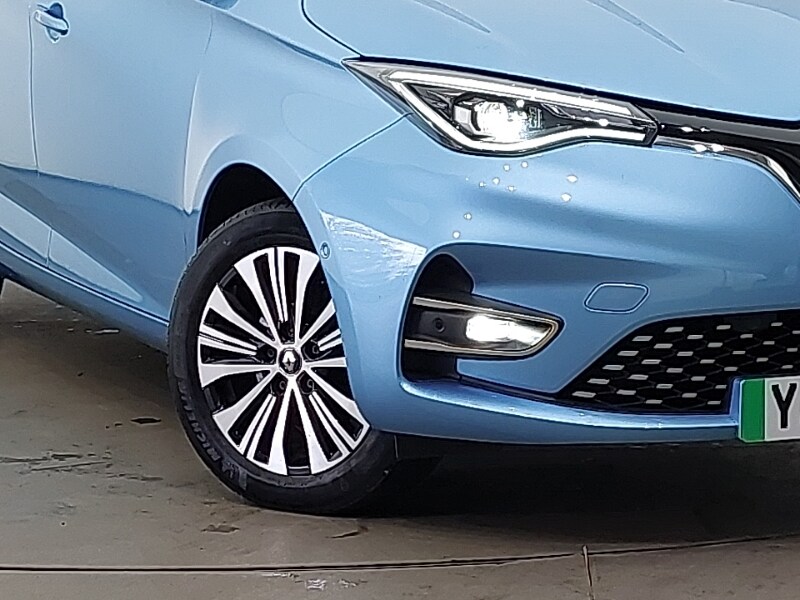 Used Renault Zoe 2023 for sale - 77664769: Photo 9