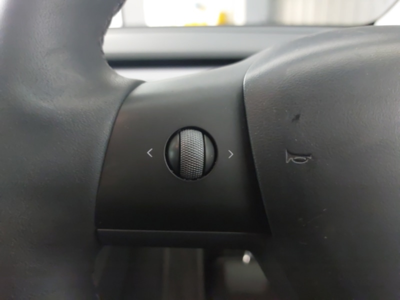 Used Tesla Model Y 2022 for sale - 77924070: Photo 12