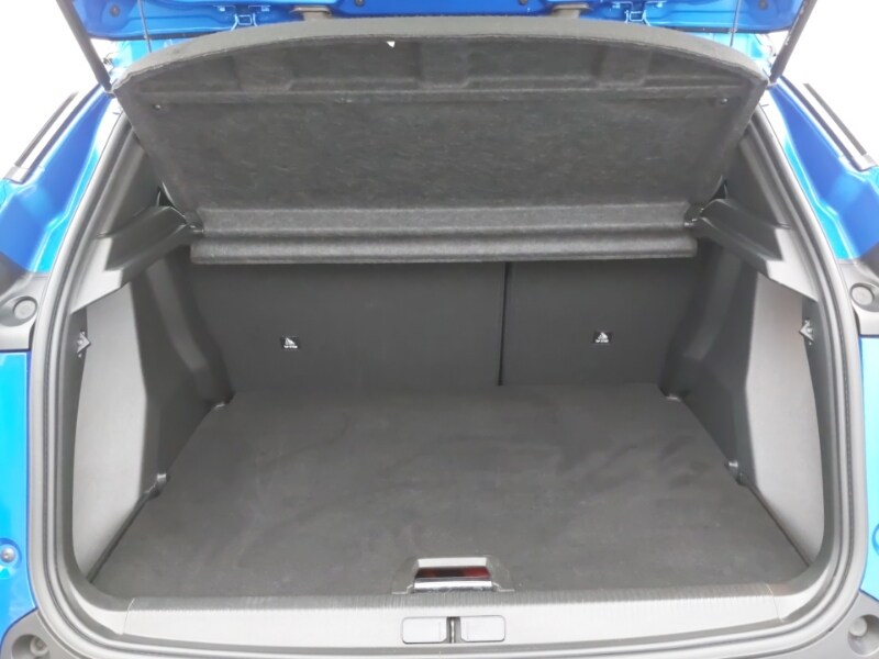 Used Peugeot 2008 2021 for sale - 77975248: Photo 8