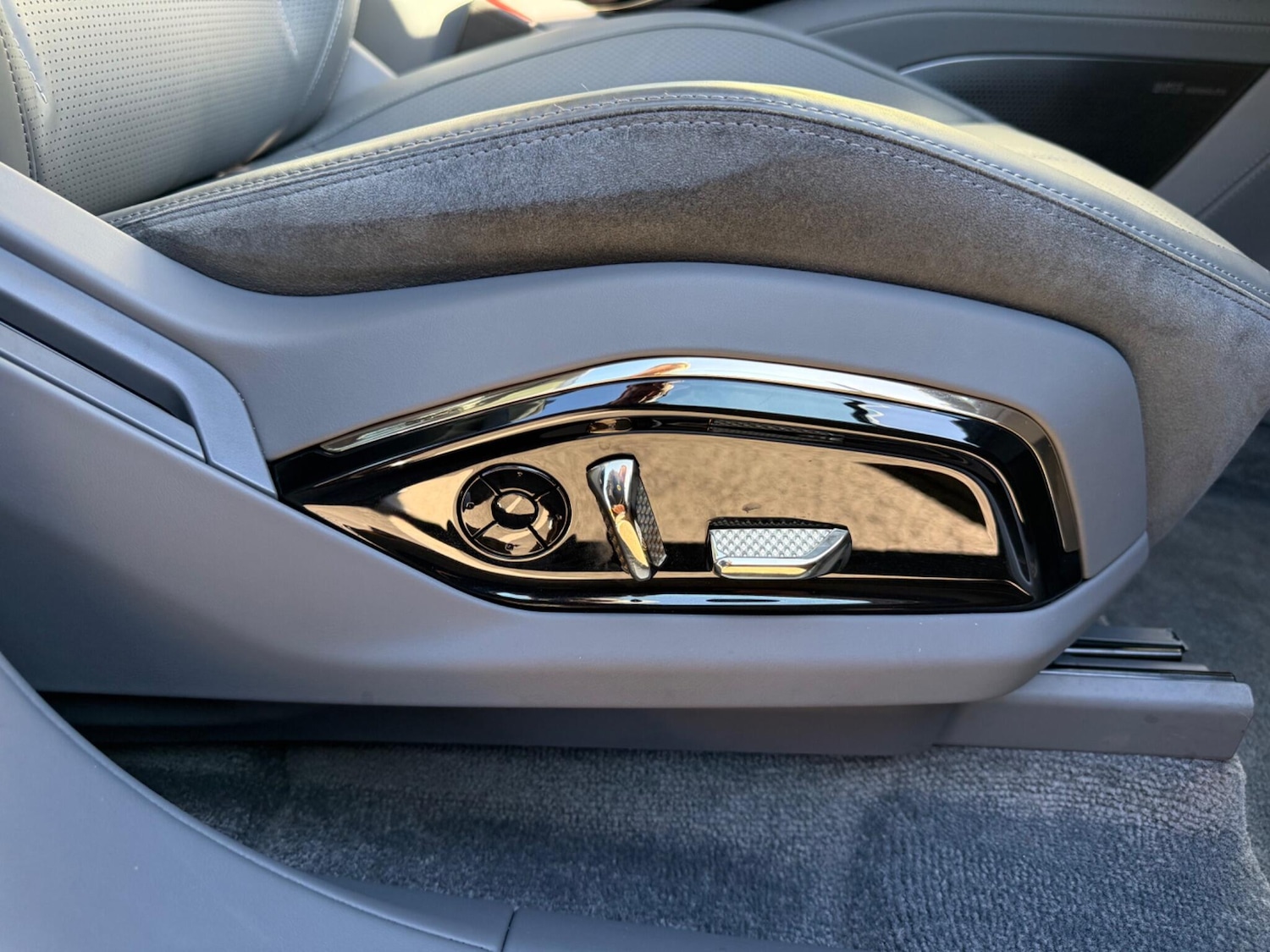 Used Lotus Eletre 2025 for sale - 78035981: Photo 32