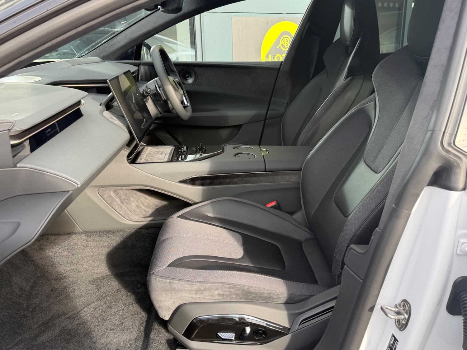 Used Lotus Emeya for sale - 78035979: Photo 17