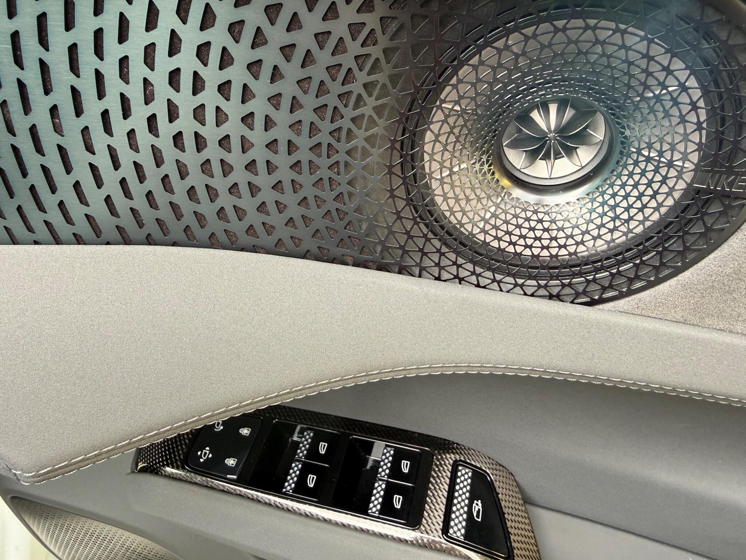 Used Lotus Emeya for sale - 78035979: Photo 23