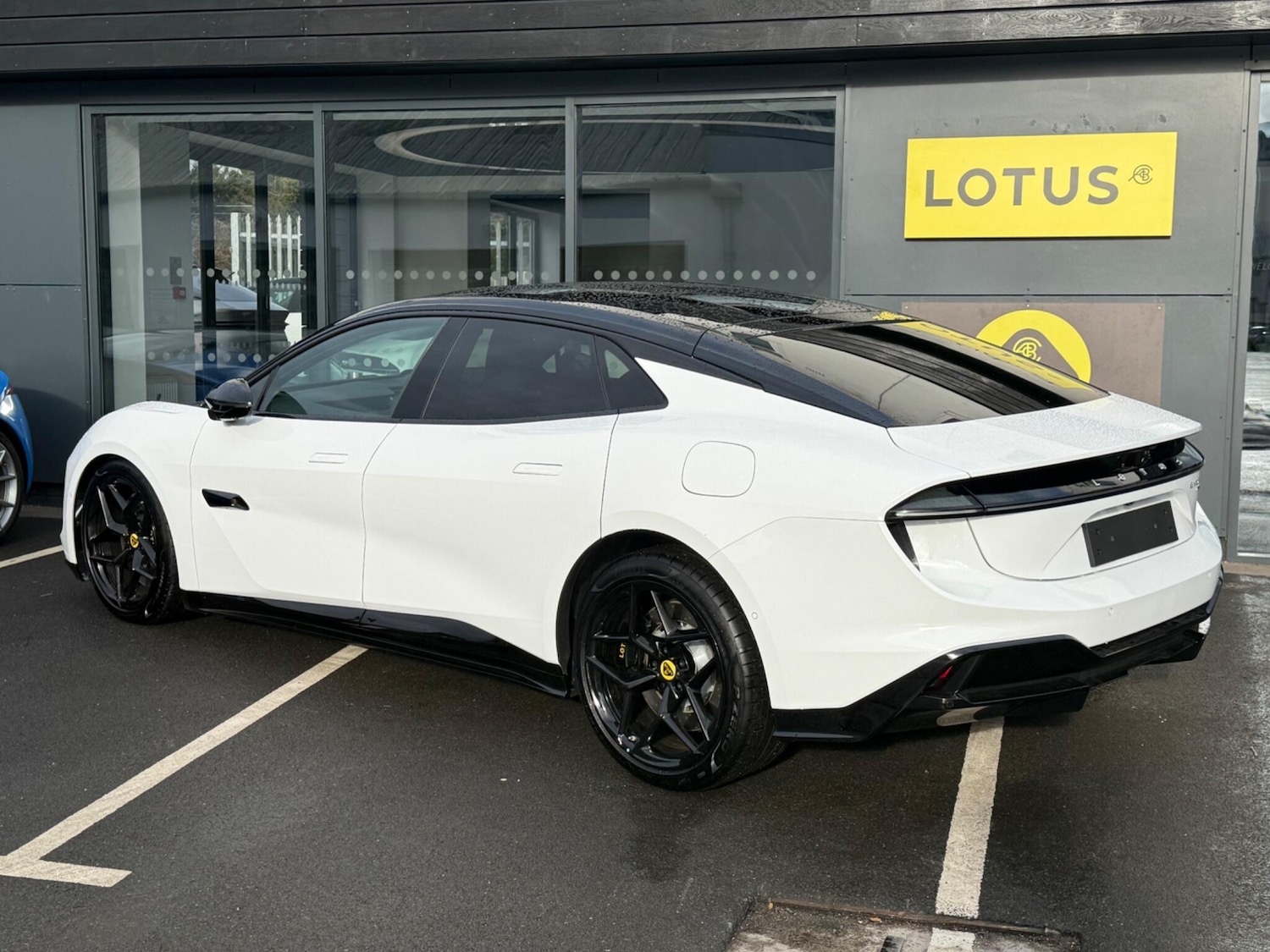 Used Lotus Emeya for sale - 78035979: Photo 3