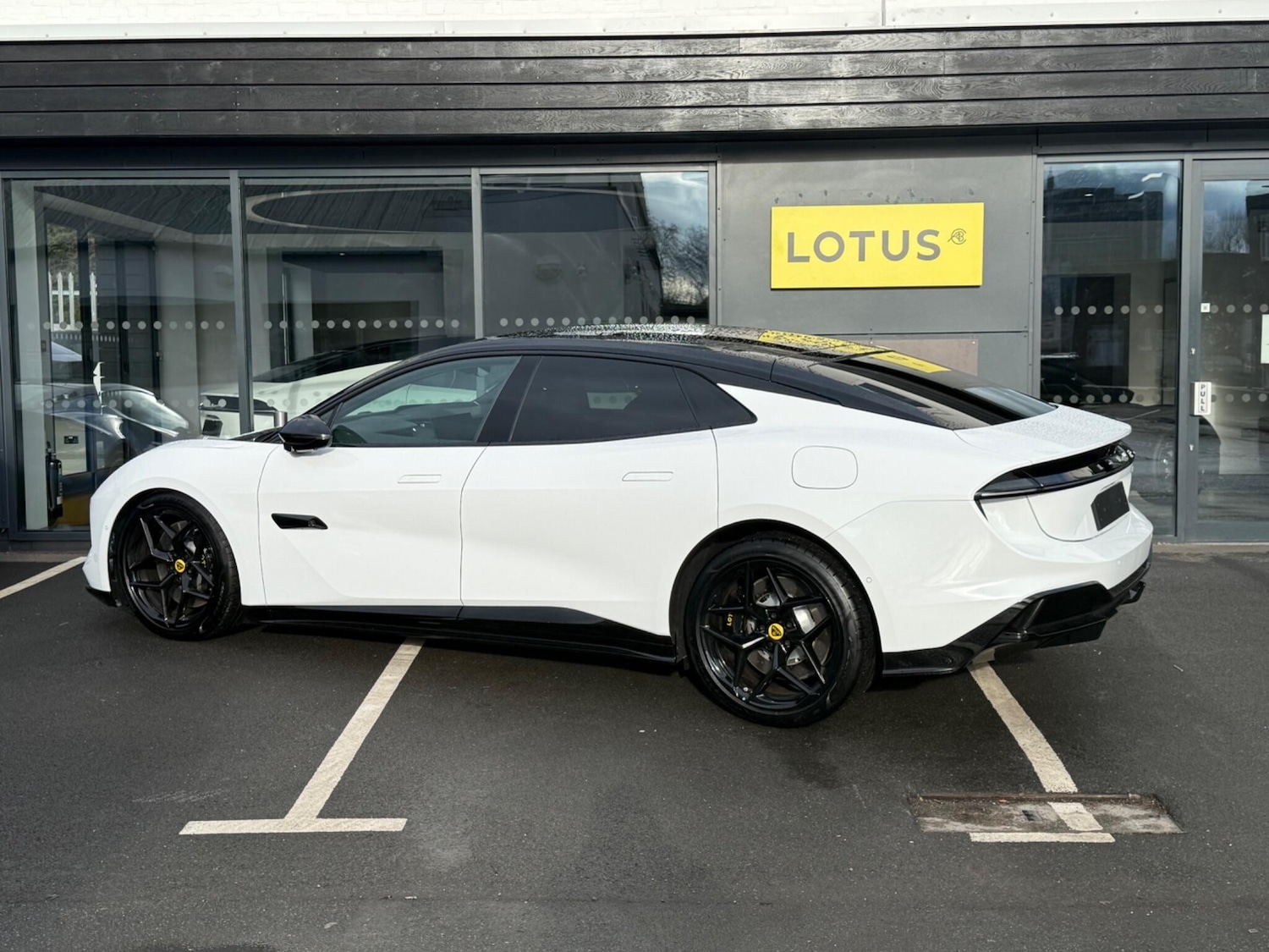 Used Lotus Emeya for sale - 78035979: Photo 5