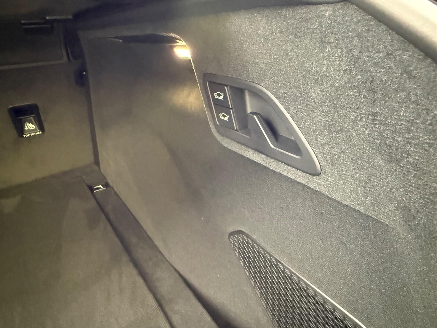 Used Lotus Eletre for sale - 78035974: Photo 32