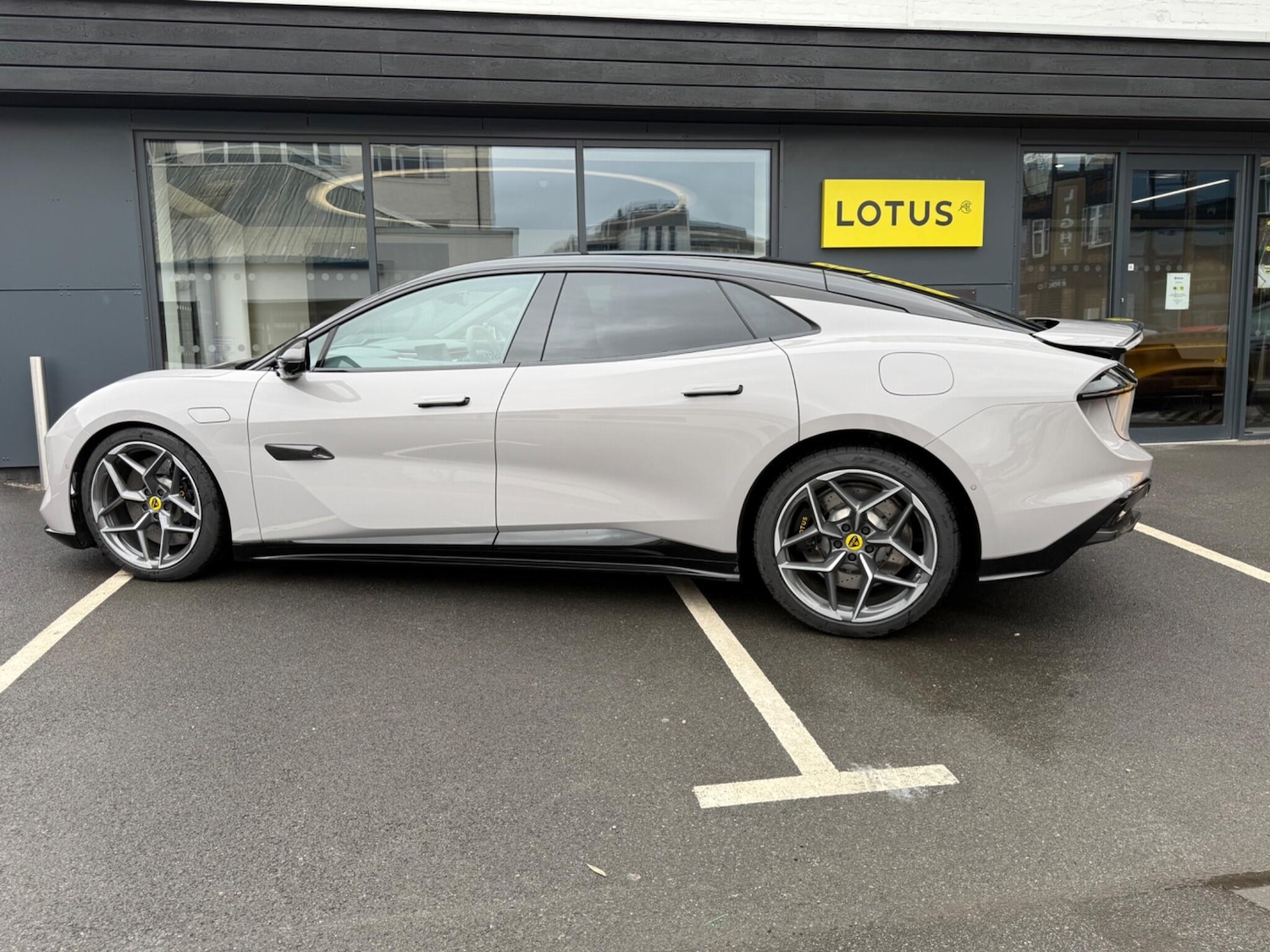 Used Lotus Emeya for sale - 78035980: Photo 10