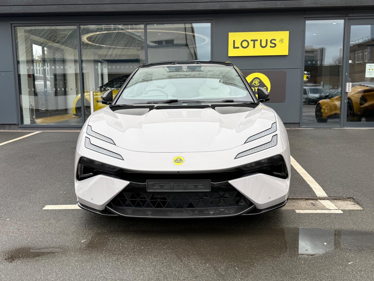 Used Lotus Emeya for sale - 78035980: Photo 2