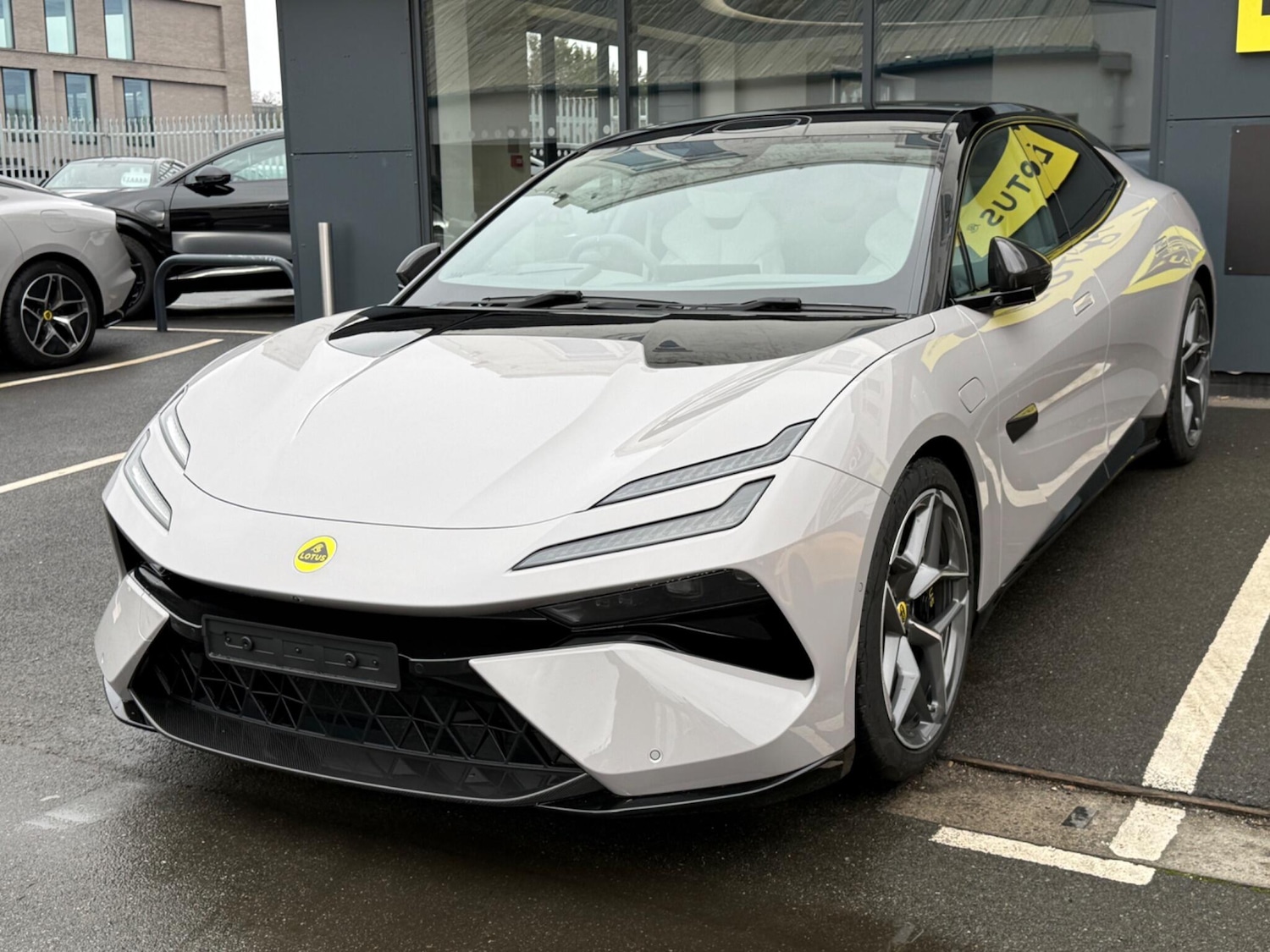 Used Lotus Emeya for sale - 78035980: Photo 3