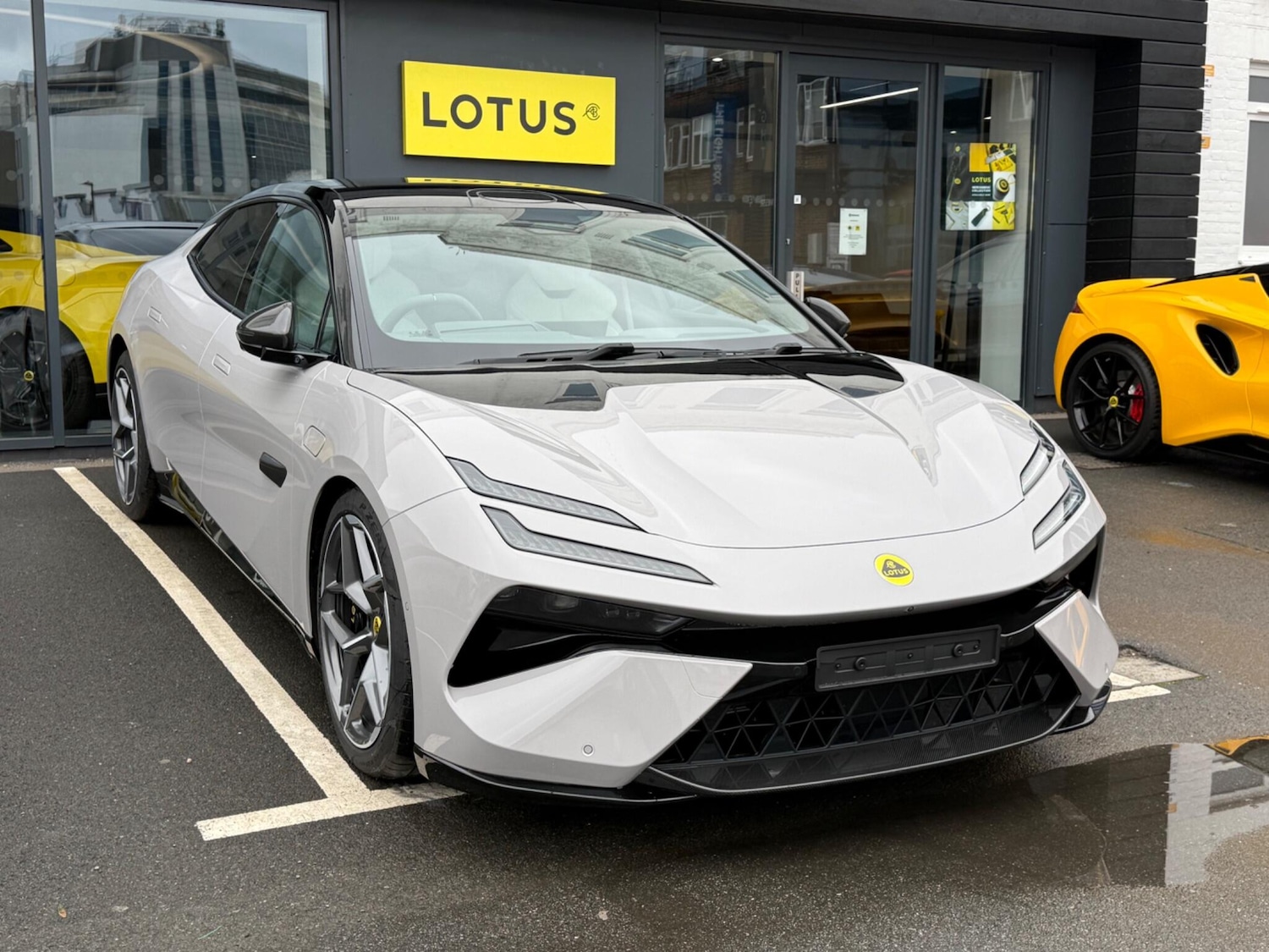 Used Lotus Emeya for sale - 78035980: Photo 5