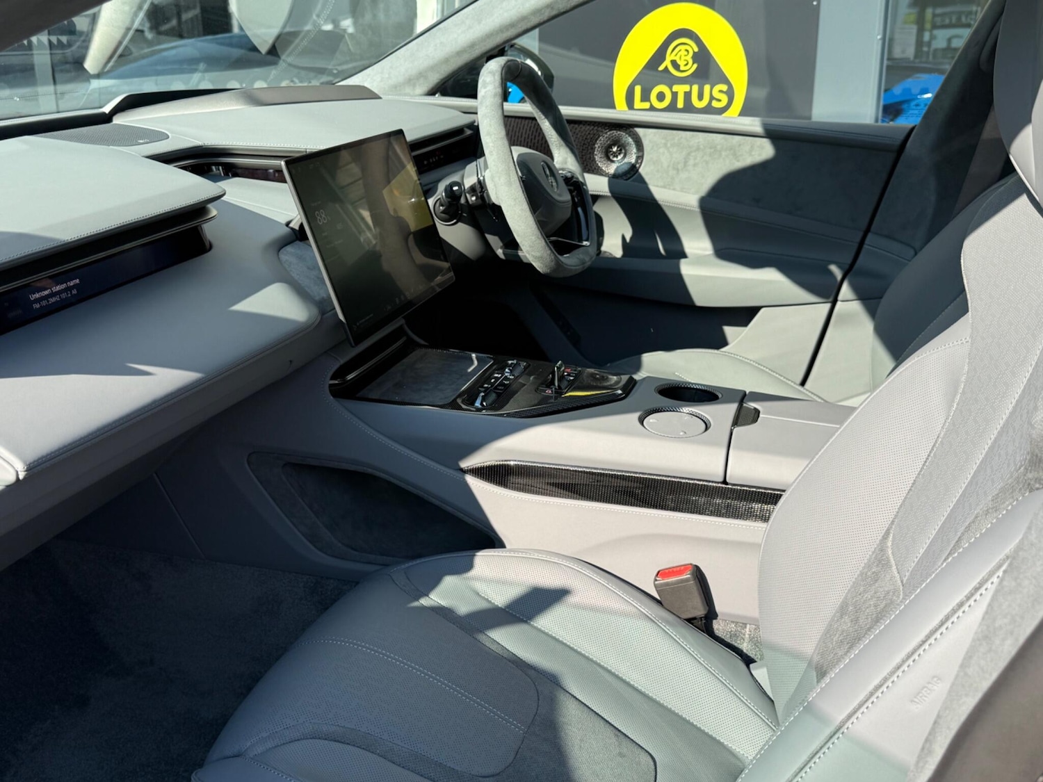 Used Lotus Emeya for sale - 78035985: Photo 13