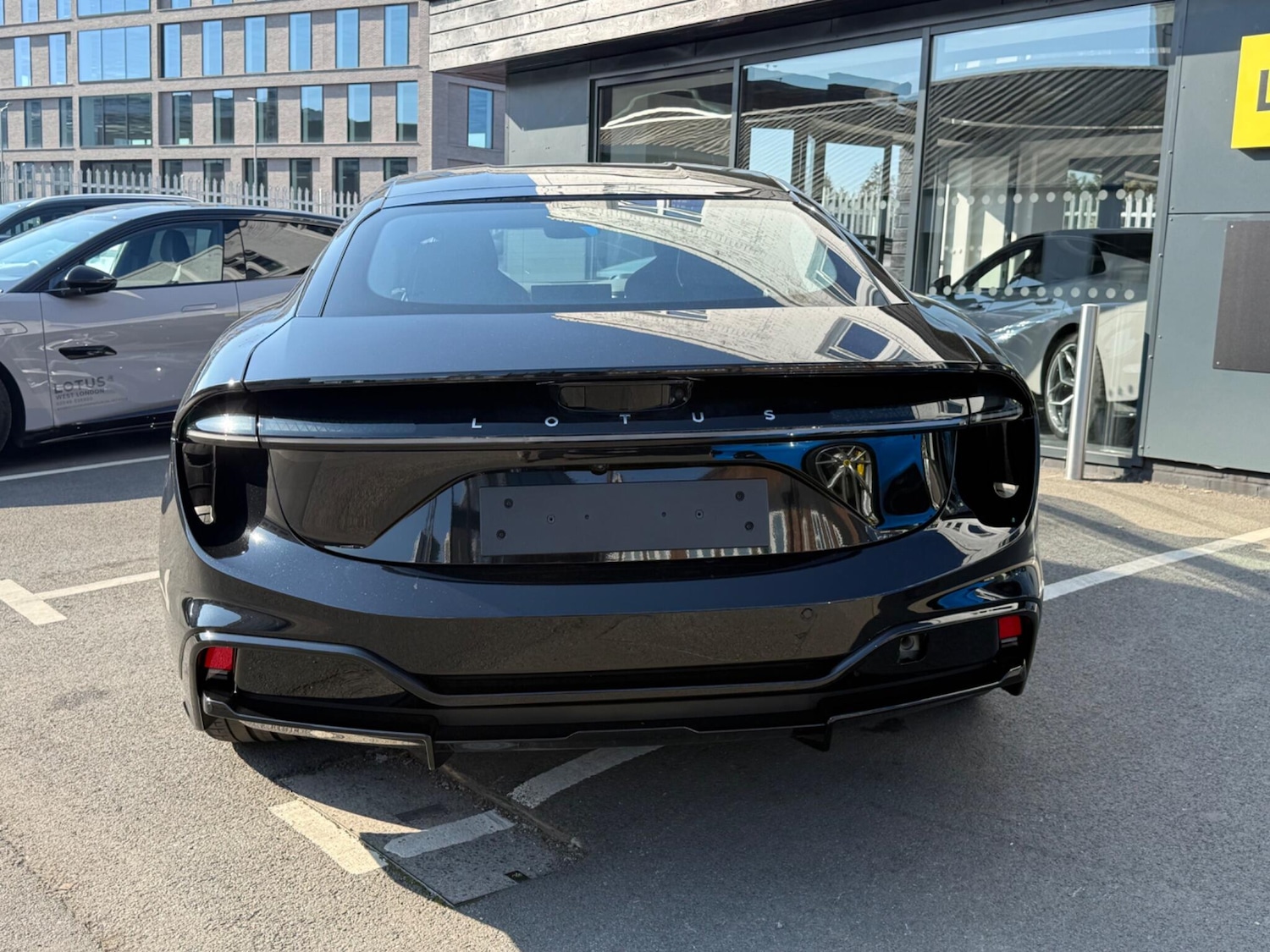 Used Lotus Emeya for sale - 78035985: Photo 4