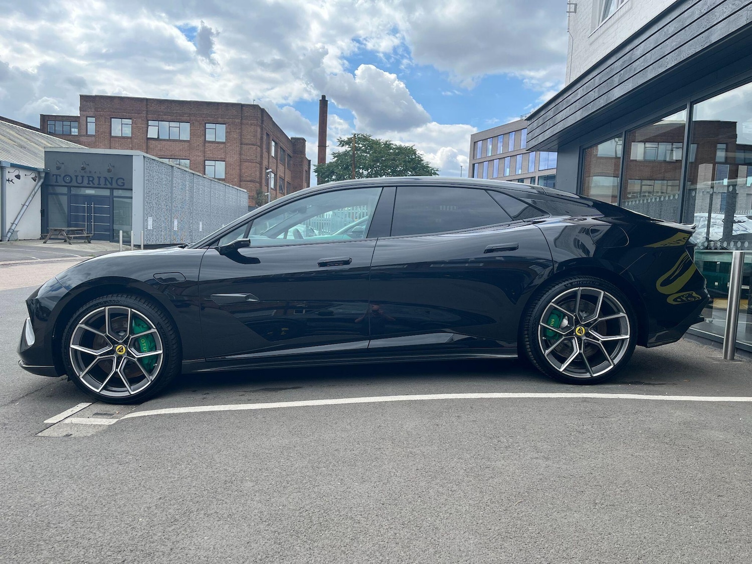 Used Lotus Emeya for sale - 78035989: Photo 3