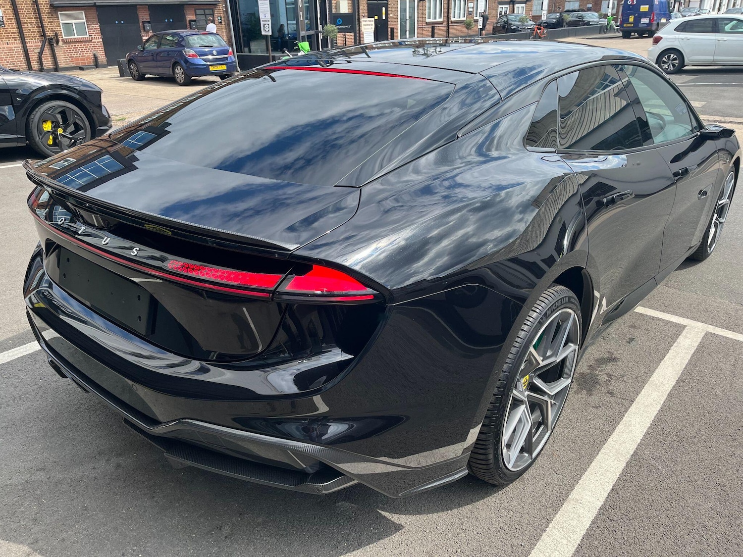 Used Lotus Emeya for sale - 78035989: Photo 8