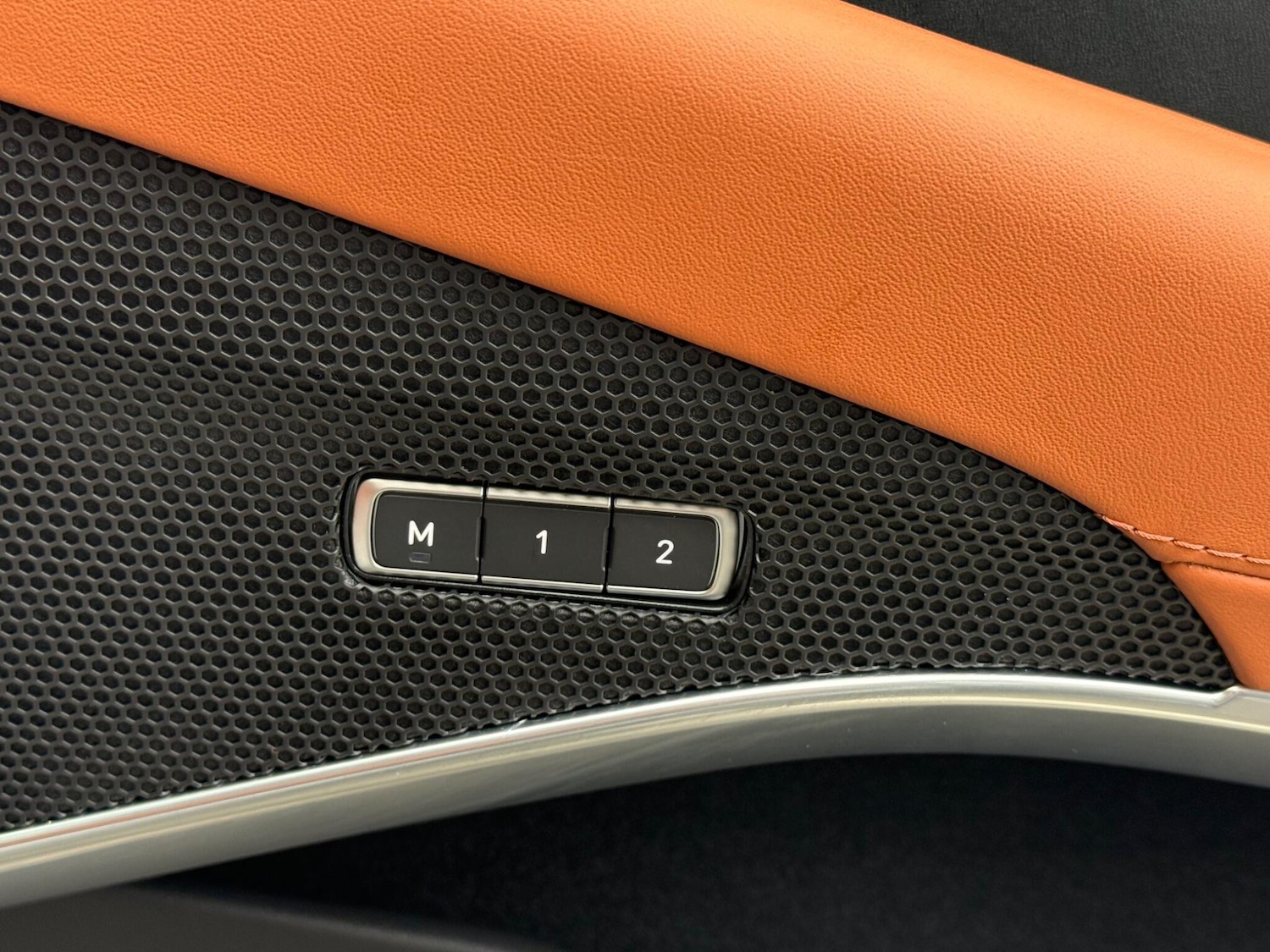 Used Lotus Emira for sale - 78035990: Photo 15