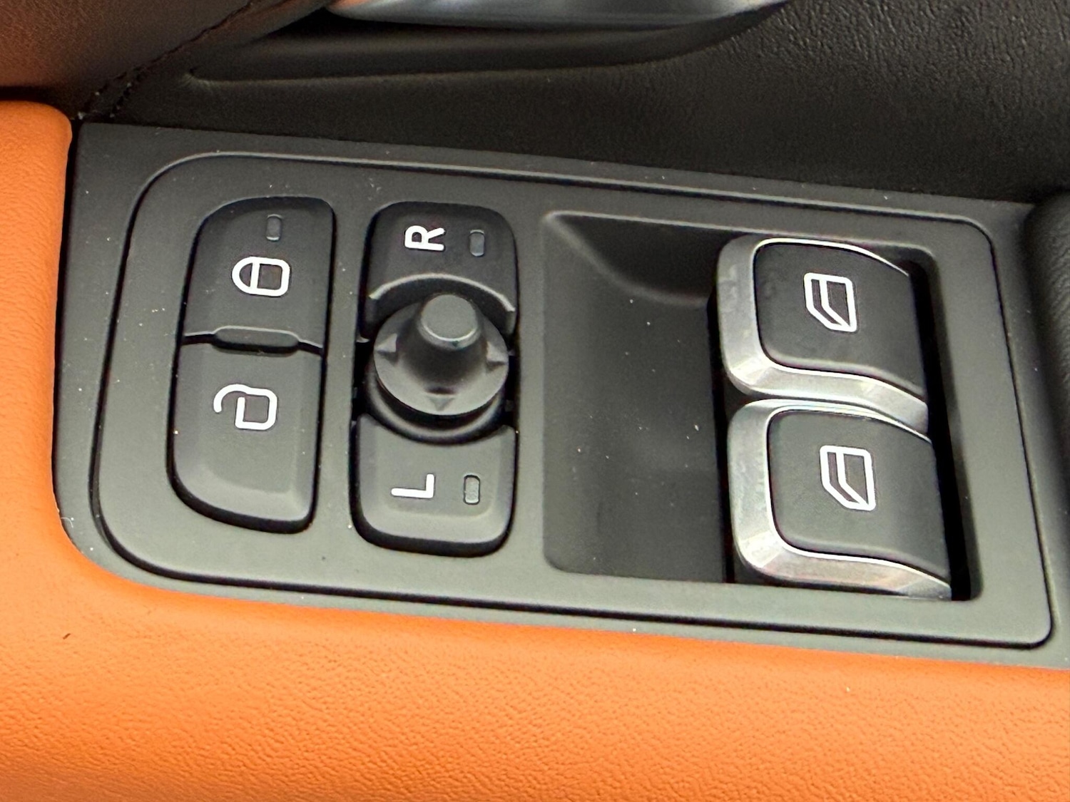 Used Lotus Emira for sale - 78035990: Photo 16