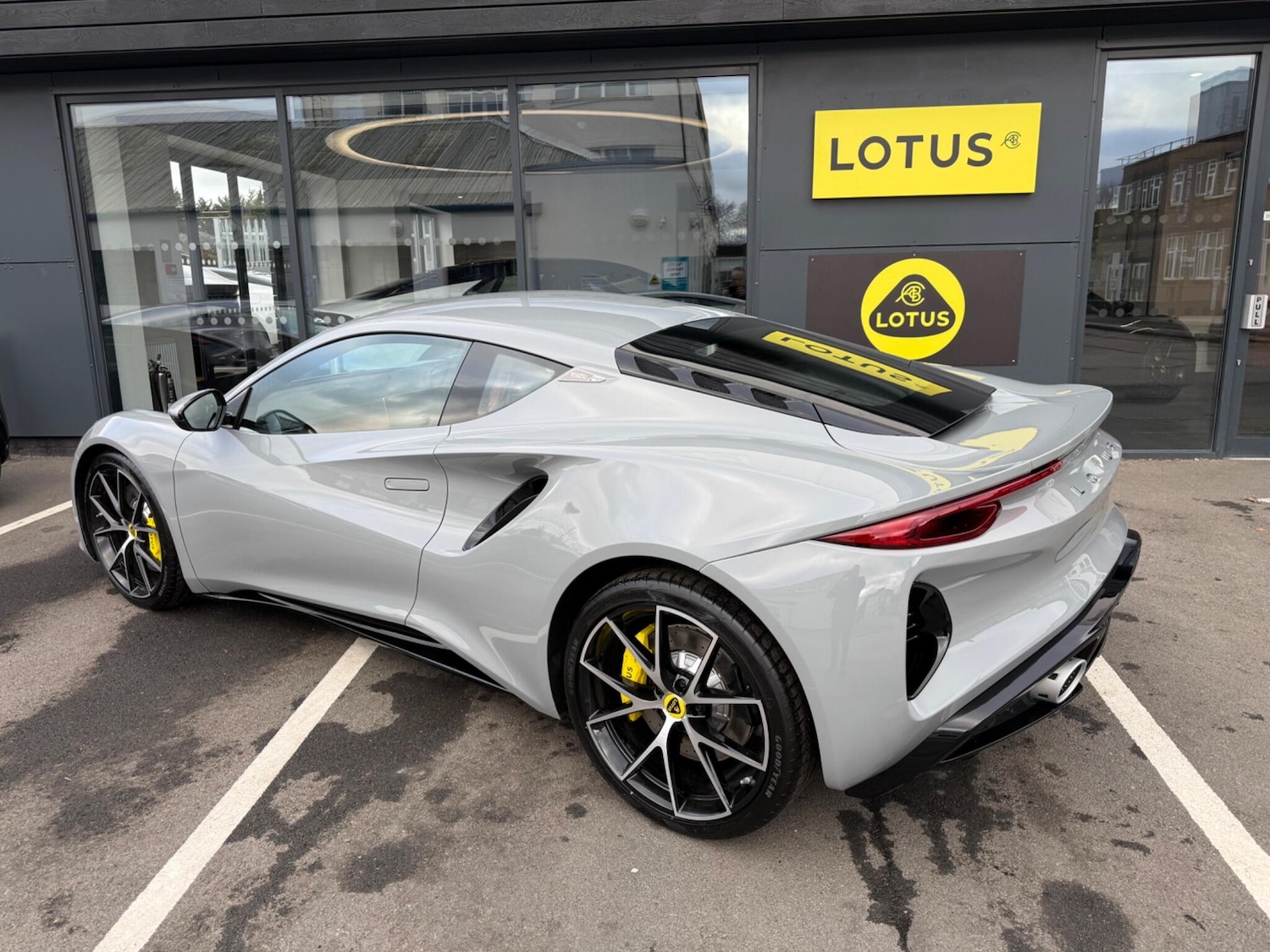 Used Lotus Emira for sale - 78035990: Photo 5