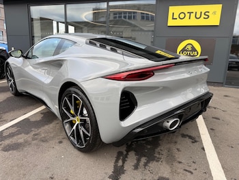 Used Lotus Emira 2026 for sale - 79117621: Photo