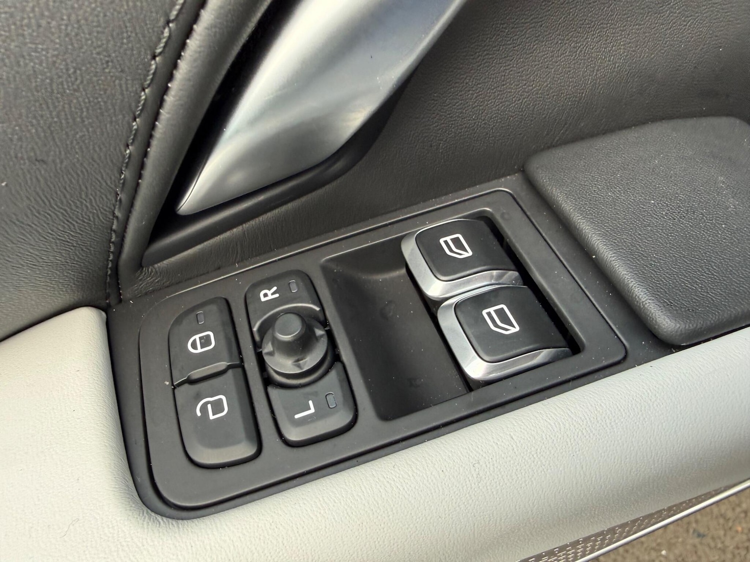 Used Lotus Emira 2025 for sale - 78035976: Photo 16