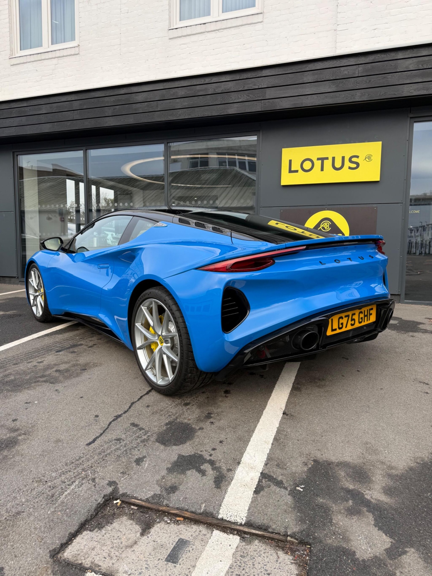 Used Lotus Emira 2025 for sale - 78035976: Photo 5