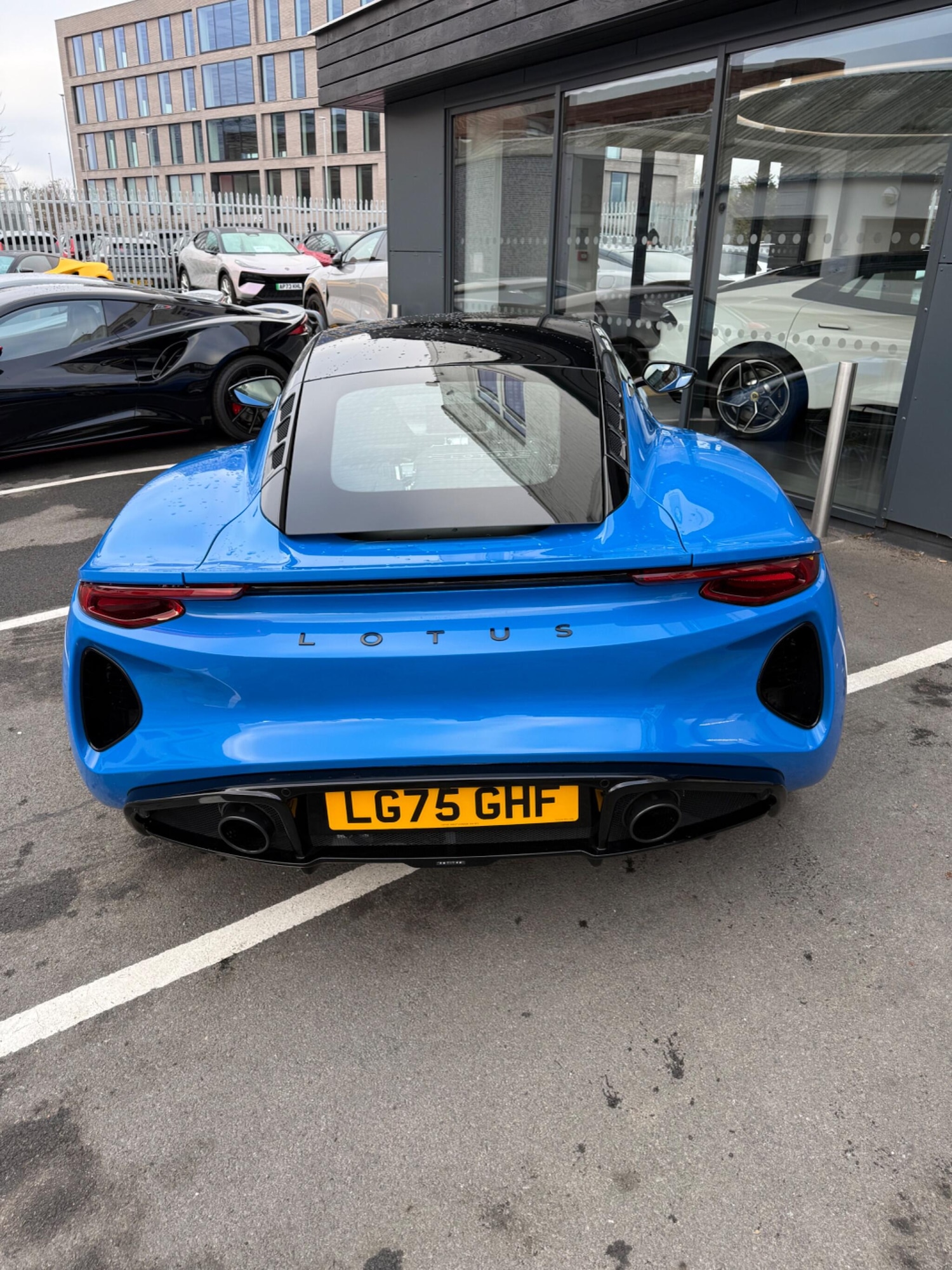 Used Lotus Emira 2025 for sale - 78035976: Photo 6