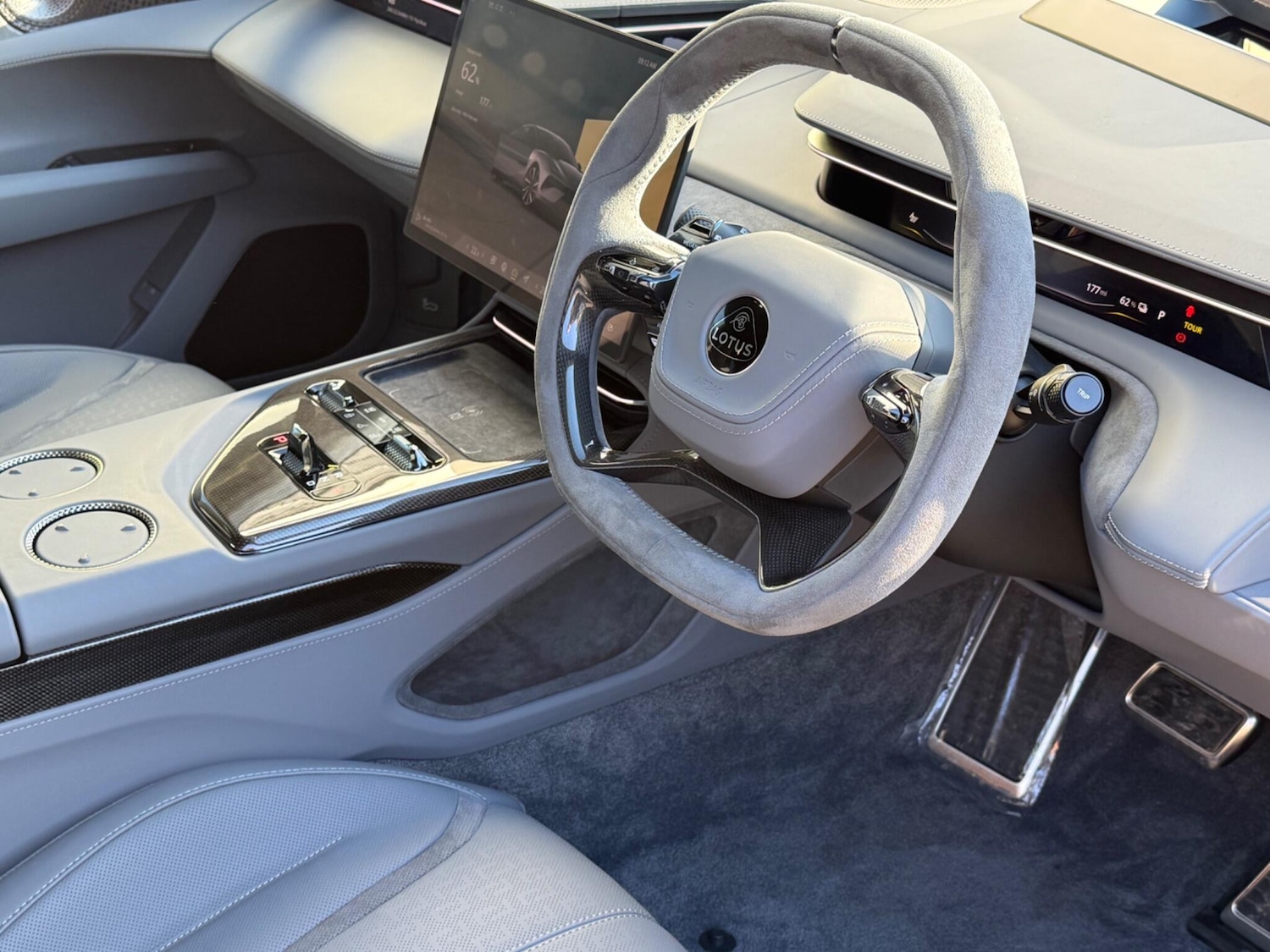 Used Lotus Emeya for sale - 78035982: Photo 11