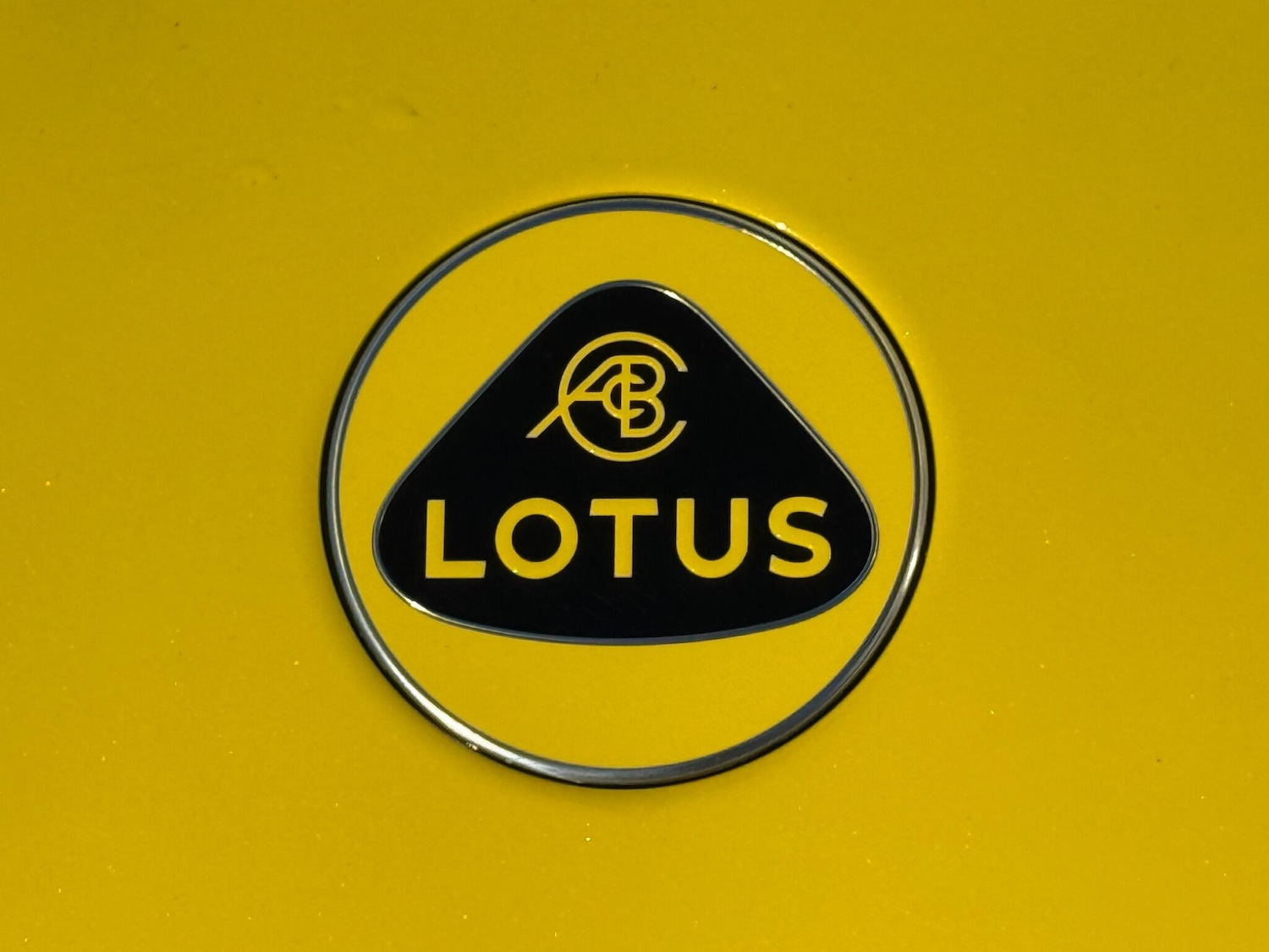 Used Lotus Emeya for sale - 78035982: Photo 15
