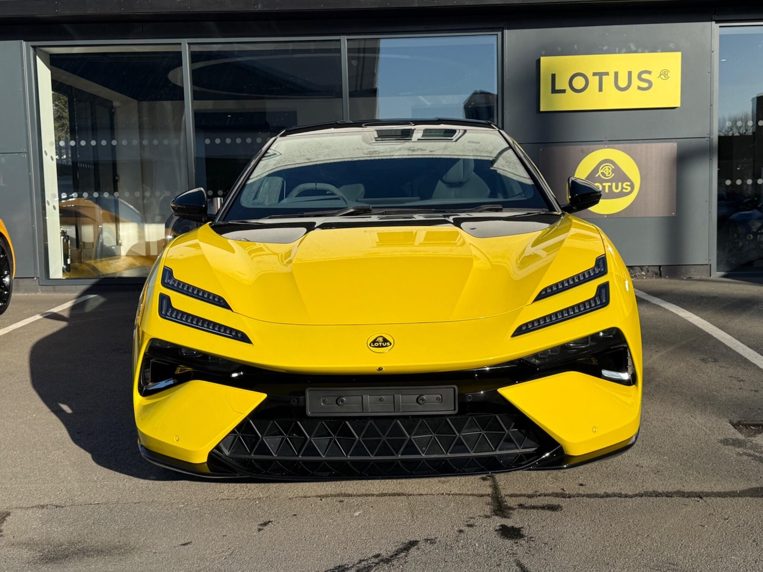 Used Lotus Emeya for sale - 78035982: Photo 8