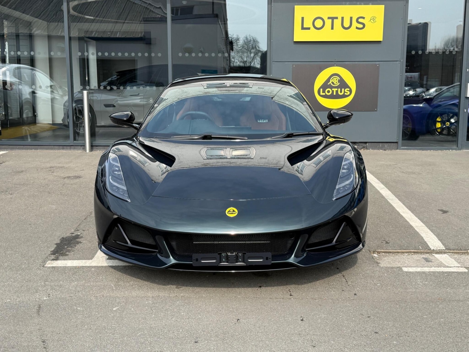 Used Lotus Emira for sale - 78035983: Photo 3