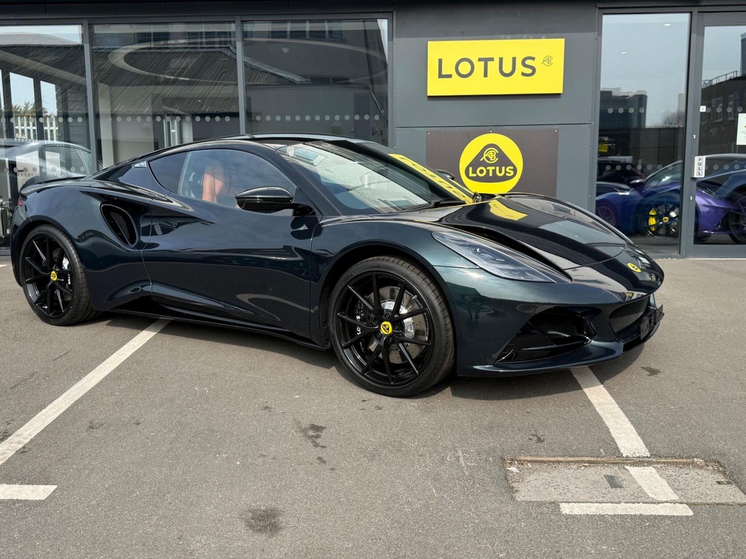 Used Lotus Emira for sale - 78035983: Photo 4