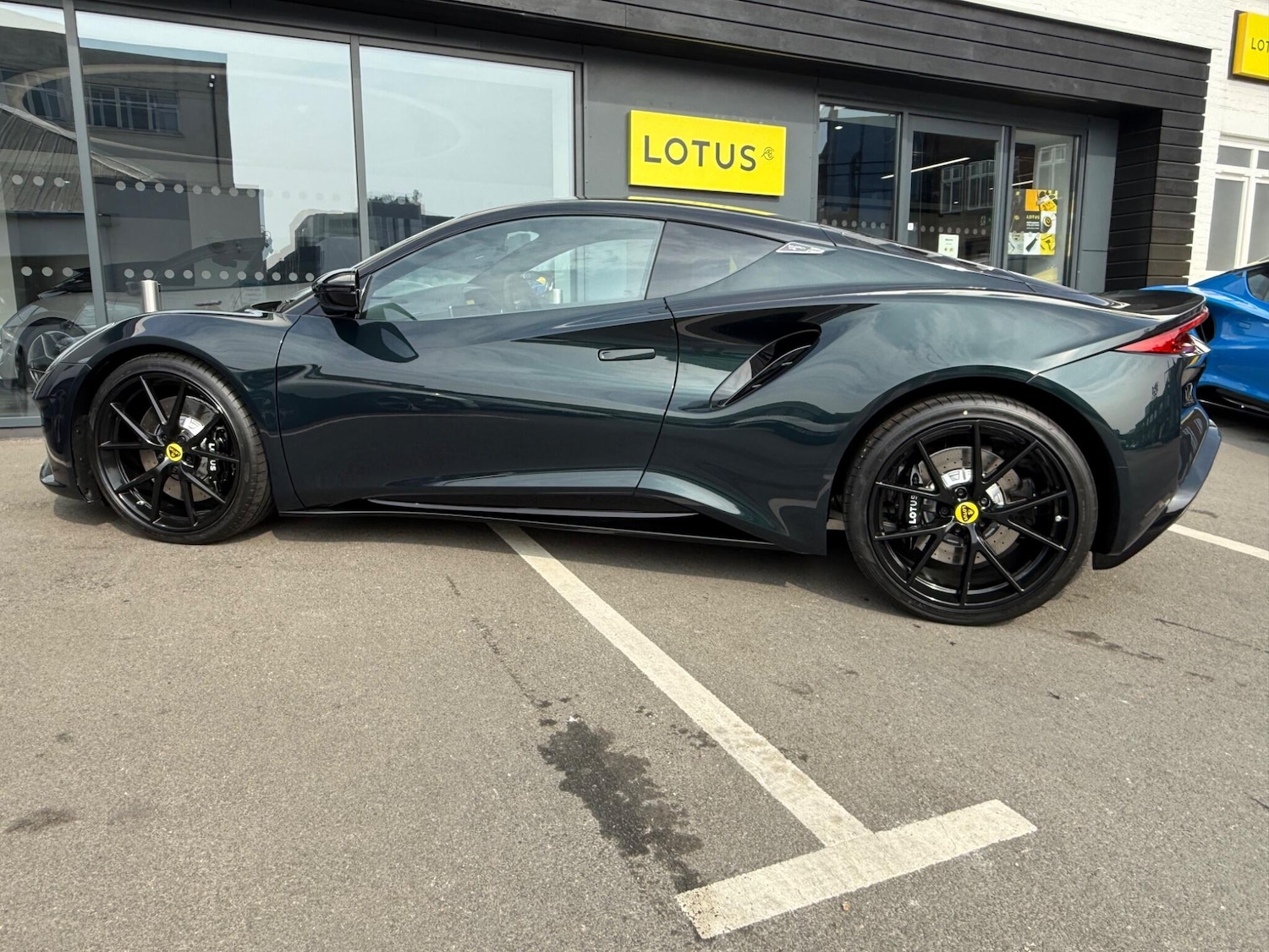Used Lotus Emira for sale - 78035983: Photo 7