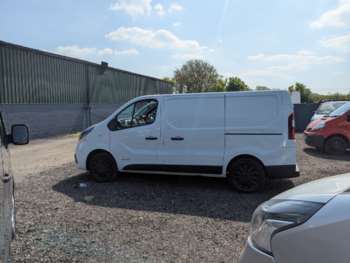Used Nissan NV300 2017 for sale - 74491014: Photo