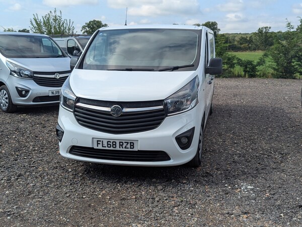 Used Vauxhall Vivaro 2018 for sale - 75441443: Photo 2