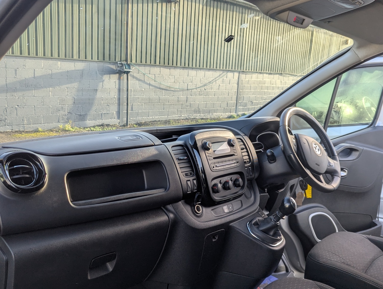 Used Vauxhall Vivaro 2018 for sale - 76891937: Photo 8