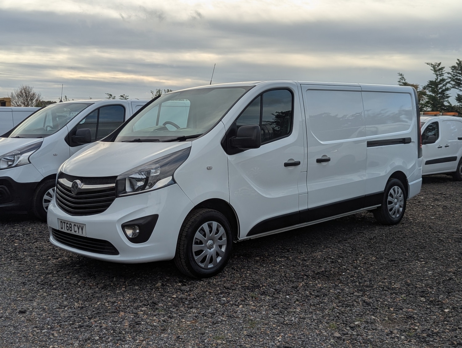 Used Vauxhall Vivaro 2018 for sale - 76464301: Photo 6