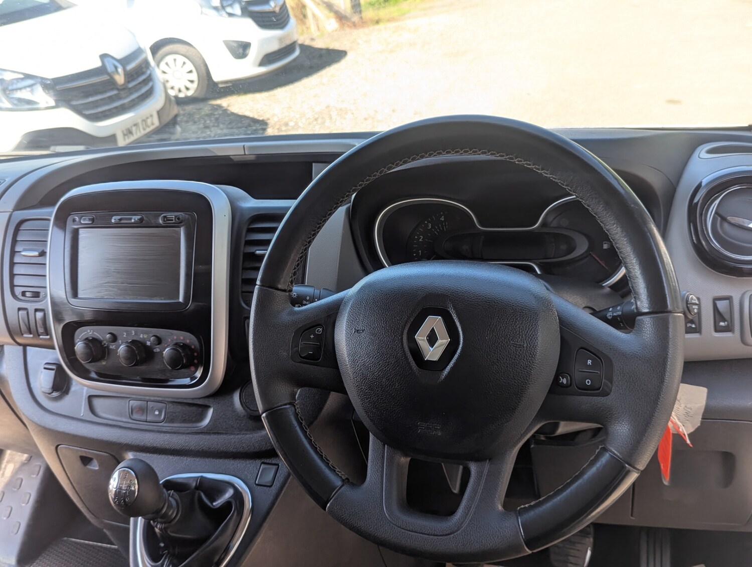 Used Renault Trafic 2019 for sale - 76007010: Photo 19