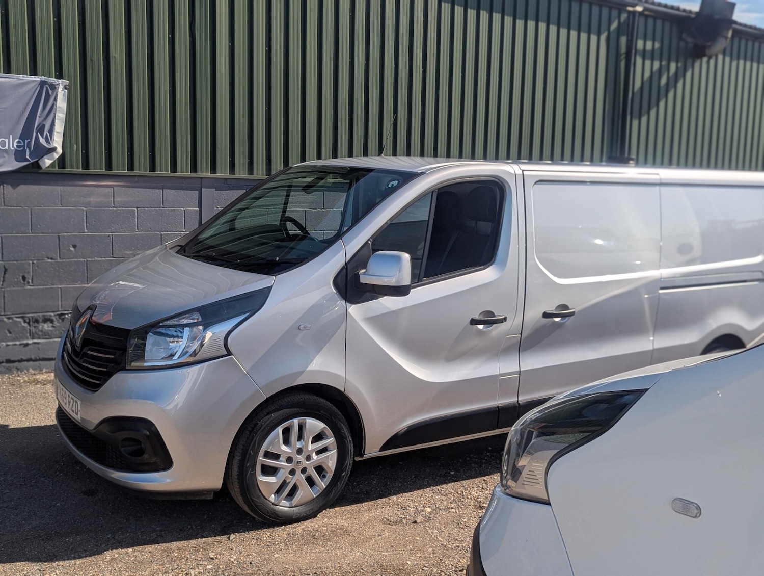 Used Renault Trafic 2019 for sale - 76007010: Photo 2
