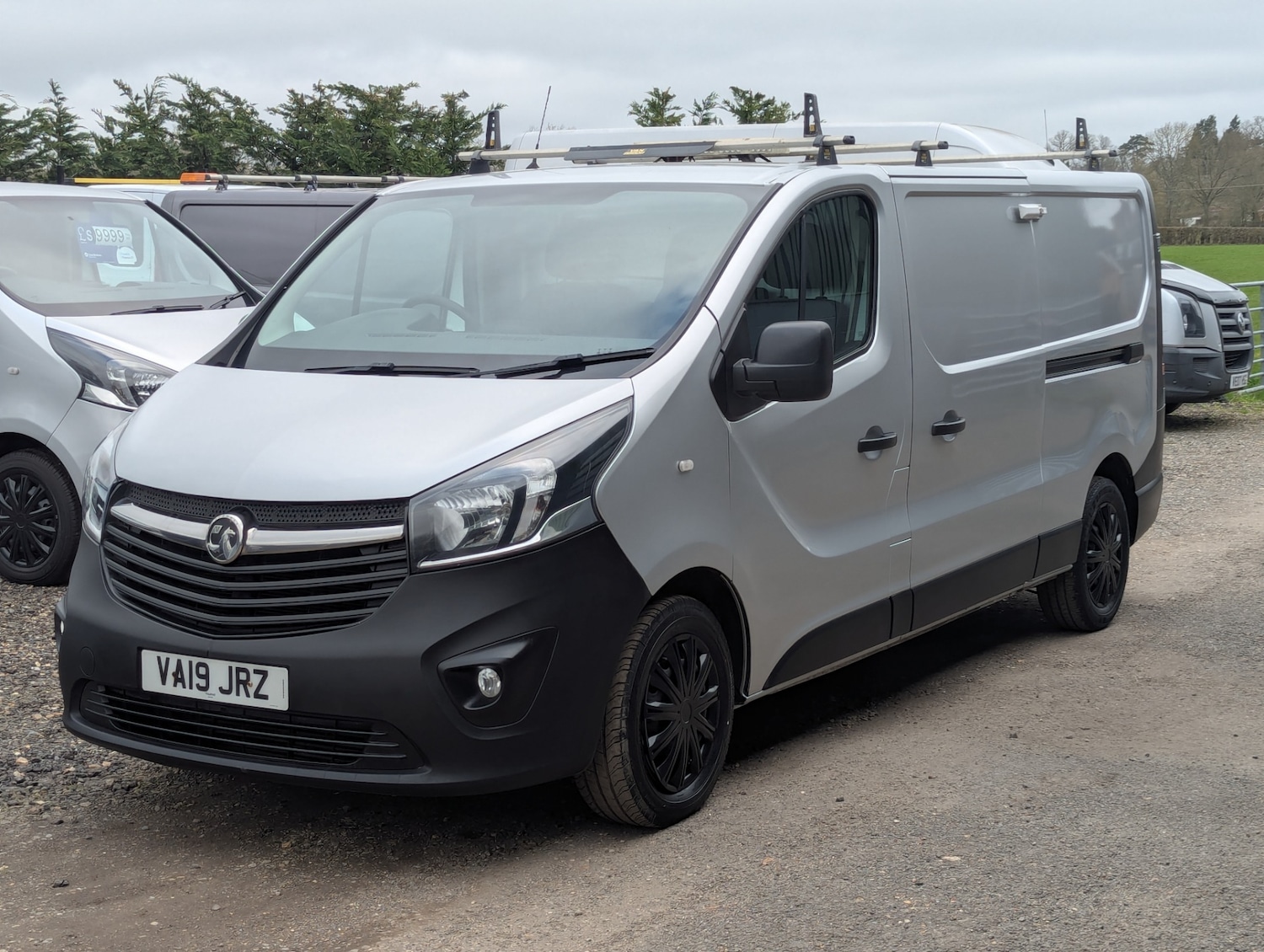 Used Vauxhall Vivaro 2019 for sale - 77845432: Photo 2