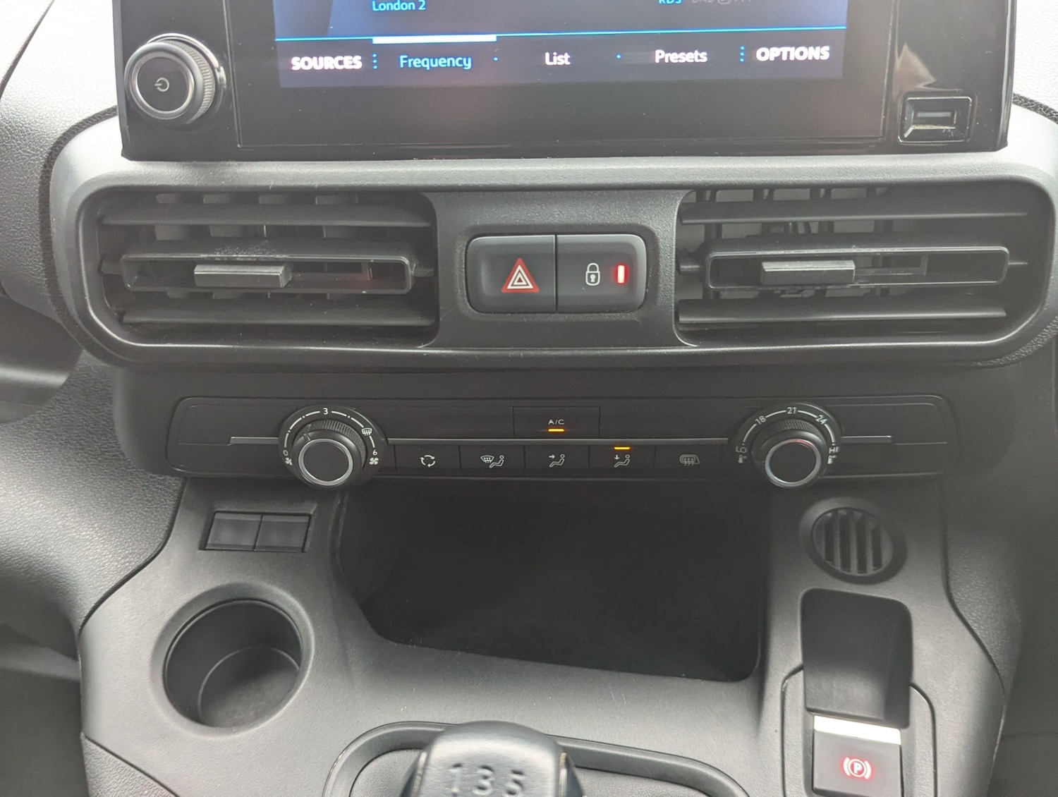 Used Peugeot Partner 2021 for sale - 77689375: Photo 22