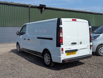 Used Vauxhall Vivaro 2019 for sale - 75557555: Photo