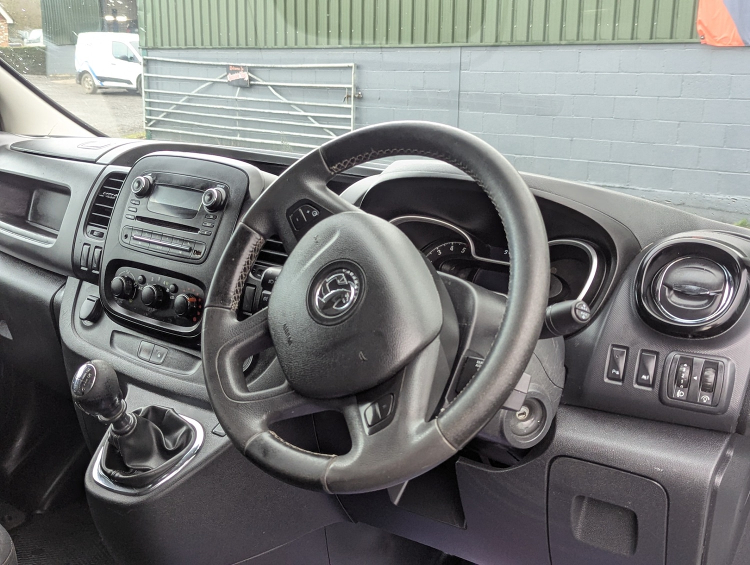 Used Vauxhall Vivaro 2017 for sale - 76736127: Photo 20
